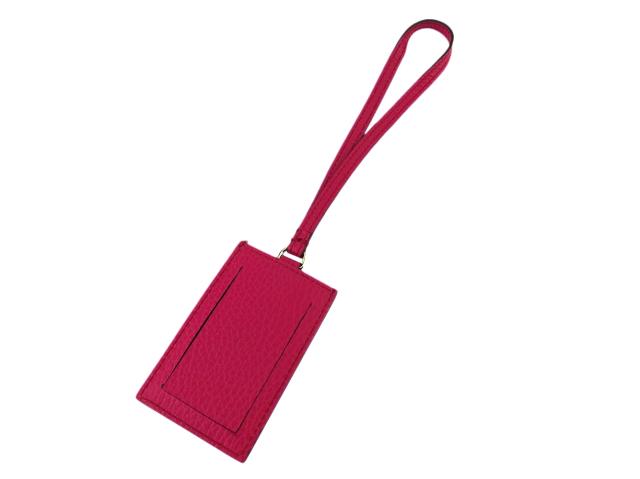 GUCCI グッチ レザー インターロッキング ネームタグ ピンク 美品