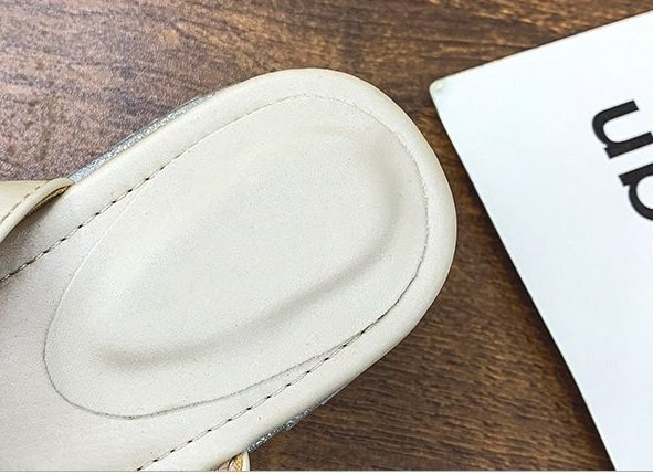 レディース サンダル ストラップサンダル 厚底靴 ウェッジソール ローマブール キラキラ ぺたんこ ボヘミアン 大人可愛い ママコーデの通販は