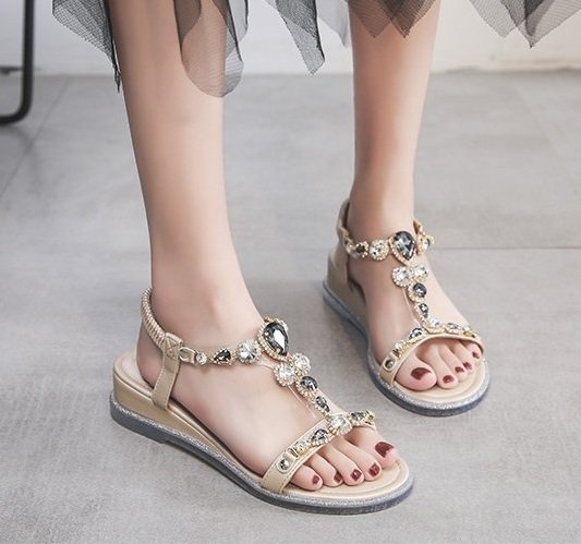 レディース サンダル ストラップサンダル 厚底靴 ウェッジソール ローマブール キラキラ ぺたんこ ボヘミアン 大人可愛い ママコーデの通販は