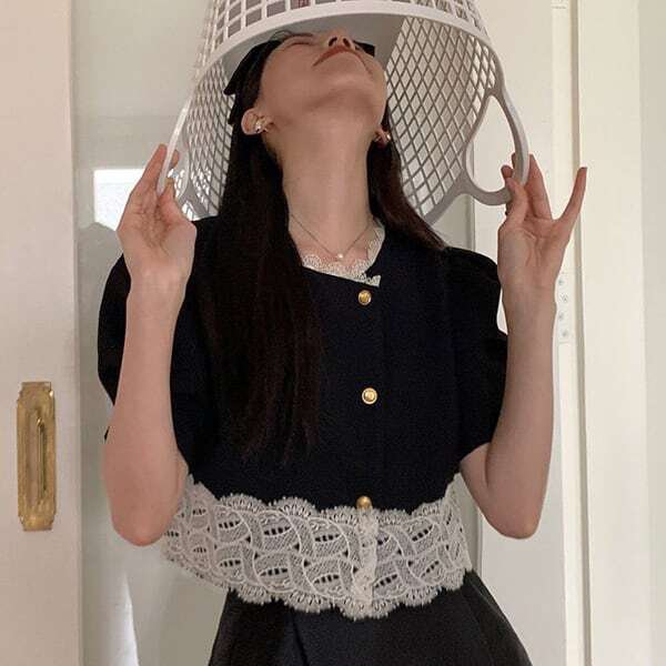 レディース レーストリム ジャケット ラウンドネック パフスリーブ ショート丈 大人可愛い ママコーデ ママファッション 韓国系の通販は