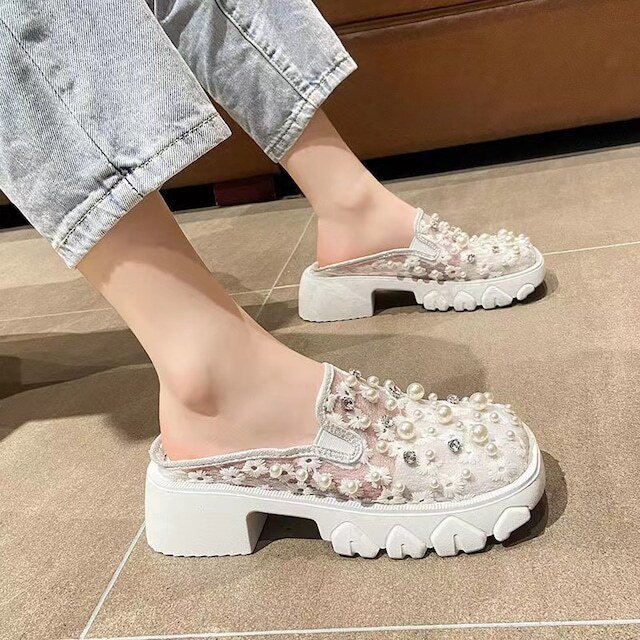 レディース サンダル パール付き ビジュー スタッズ キラキラ チャンキーヒール 大人可愛い ママコーデ ママファッション 韓国系の通販は