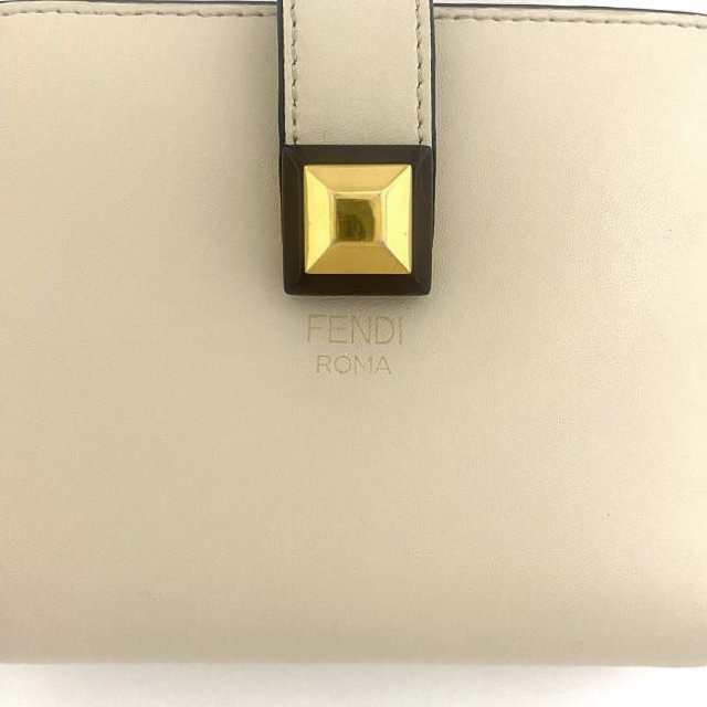 フェンディ 二つ折り 財布 ベージュ ゴールド オレンジ 8M0386 美品 スタッズ レザー 中古 FENDI コンパクト ウォレット ミニ  シンプル の通販はau PAY マーケット フリマハイクラス au PAY マーケット－通販サイト