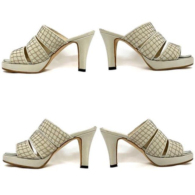 ボッテガ ヴェネタ ミュール サンダル グレー モスグリーン 美品 22.0cm 35 レザー サテン 中古 BOTTEGA VENETA 灰色 9cm ピンヒール ヒール ハイヒール レディース シューズ 靴 網 メッシュ アパレル お洒落 高級感 上品 エレガント 夏 ブランド 本物 鑑定済み