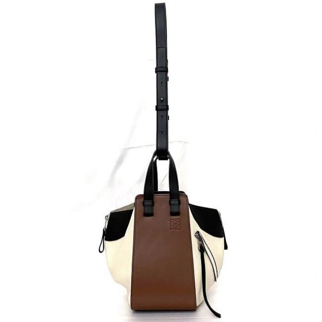 ロエベ ２way バッグ ハンモック スモール ブラウン ブラック ホワイト 387.12PS35 美品 カーフ グレイン レザー 中古 LOEWE ハンドバッグ ショルダーバッグ 茶色 白 黒 定番 人気 レディース お洒落 高級感 上品 カジュアル マチ有 ブランド 本物 鑑定済み