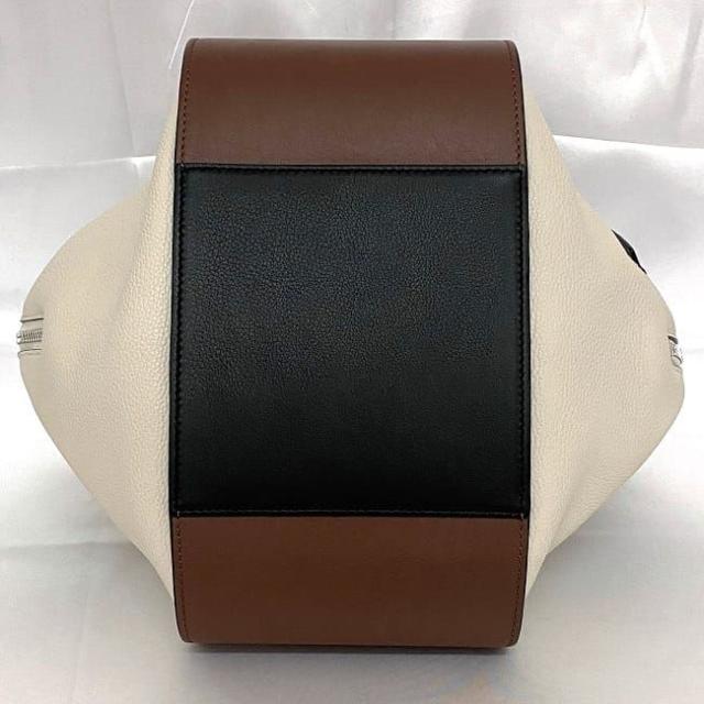 ロエベ ２way バッグ ハンモック スモール ブラウン ブラック ホワイト 387.12PS35 美品 カーフ グレイン レザー 中古 LOEWE ハンドバッグ ショルダーバッグ 茶色 白 黒 定番 人気 レディース お洒落 高級感 上品 カジュアル マチ有 ブランド 本物 鑑定済み