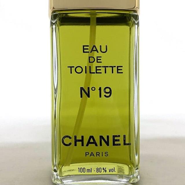 シャネル 香水 NO19 新品未開封 EAU DE TOILETTE 100ml シャネル 香水 NO19 オードトワレ 開封済み 中古 CHANEL 100ml