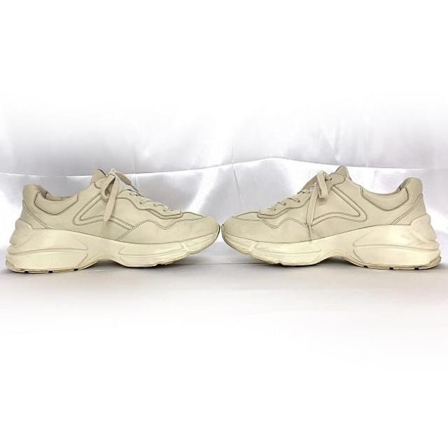 グッチ スニーカー ホワイト シェリー インターロッキング 500877 美品 ヴィンテージ ロゴ レザー 中古 GUCCI GG ロゴ 靴 メンズ 26.5cm 7.5 アパレル カジュアル 高級感 普段使い お洒落 人気 ファッション小物 男性 上品 白 紐 ブランド 本物 鑑定済み