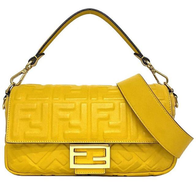 フェンディ ２way マンマ バケット バッグ イエロー  8BR600 美品 フラップ レザー 中古 FENDI FF ロゴ ハンドバッグ 革 エンボス 革 太ショルダー 本革 ショルダーバッグ 黄色 ゴールド金具 セミショルダー ヴィンテージ 斜め掛け 肩掛け ブランド 本物 鑑定済
