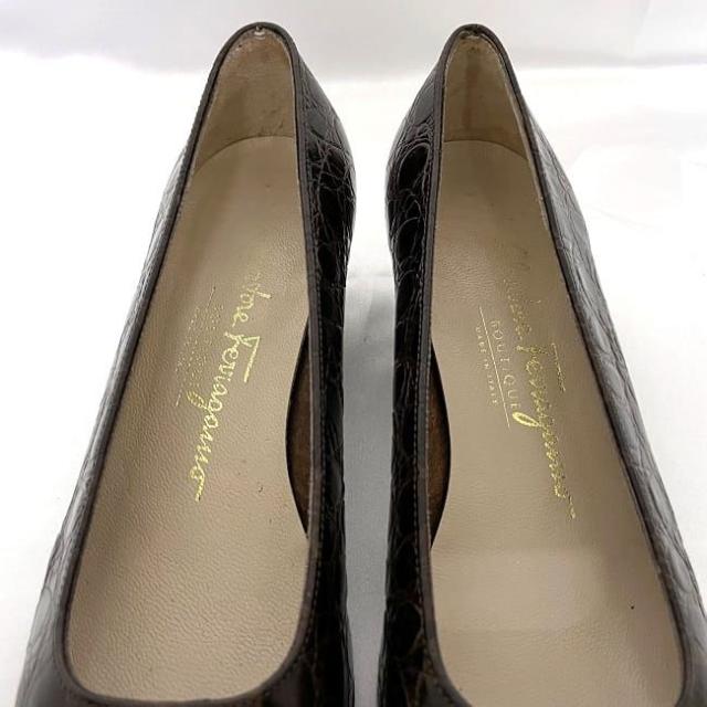 サルヴァトーレ フェラガモ パンプス ブラウン ヴァラ ec-19931 美品 22.5cm 5 レザー クロコ型押し 中古 Salvatore Ferragamo アパレル リボン ヴィンテージ 3cm ヒール 定番 人気 レディース 通勤 通学 革 レトロ シンプル 上品 茶色 ブランド 本物 鑑定済みの通販は サルヴァトーレ フェラガモ パンプス ブラウン ヴァラ ec-19931 美品 22.5cm 5 レザー クロコ型押し 中古 Salvatore Ferragamo アパレル リボン ヴィンテージ 3cm ヒール 定番 人気 レディース 通勤 通学 革 レトロ シンプル 上品 茶色 ブランド 本物 鑑定済みの通販は