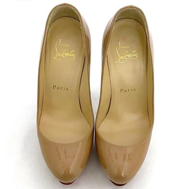 クリスチャン ルブタン パンプス ec-20989 ベージュ 美品 21.5cm パテント レザー 中古 Christian Louboutinn レディース ピンヒール 靴 アパレル 革 女性 シンプル お洒落 通勤 通学 ヒール 11.5cm 美脚 脚長 無地 エレガント 高級感 ブランド 本物 鑑定済み