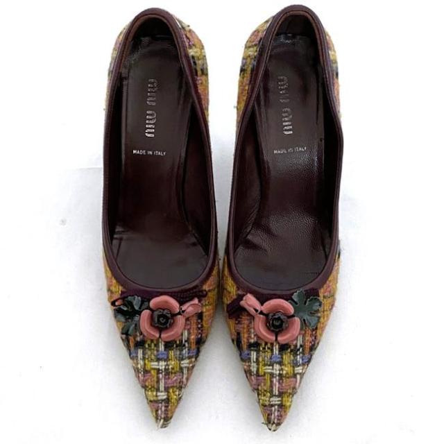 ミュウミュウ パンプス ec-21587 ボルドー イエロー マルチカラー 美品 靴 23.0cm レザー ツイード 中古 miu miu アパレル ピンヒール レディース シューズ 定番 人気 女性 レディース 革 お洒落 通勤 通学 箱付き 黄色 ヒール 高級感 ブランド 本物 鑑定済み