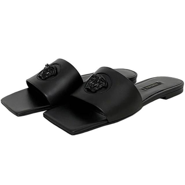 ヴェルサーチ サンダル ec-21848 ブラック メデューサ DST619C DVT2P 未使用 美品 23.5cm レザー Sランク VERSACE アパレル 黒 ロゴ フラット ミュール レディース メンズ スクエア 靴 ぺたんこ シンプル シューズ 箱付き ブランド 本物 鑑定済み