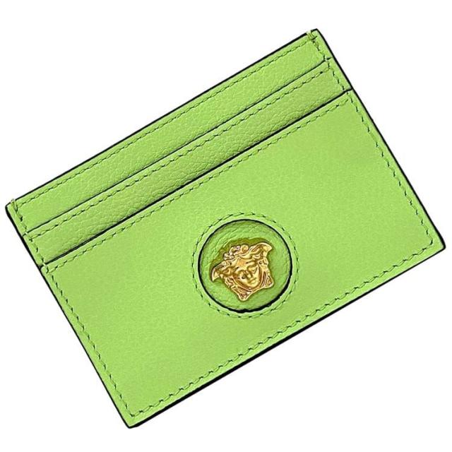 ヴェルサーチ カードケース ec-21859 グリーン メデューサ 未使用 美品 レザー Sランク VERSACE カードホルダー クレジットカード ネオンカラー ロゴ ワンポイント 定番 人気 プレゼント ギフト 贈り物 記念日 誕生日 小物 箱付き 上品 ブランド 本物 鑑定済み