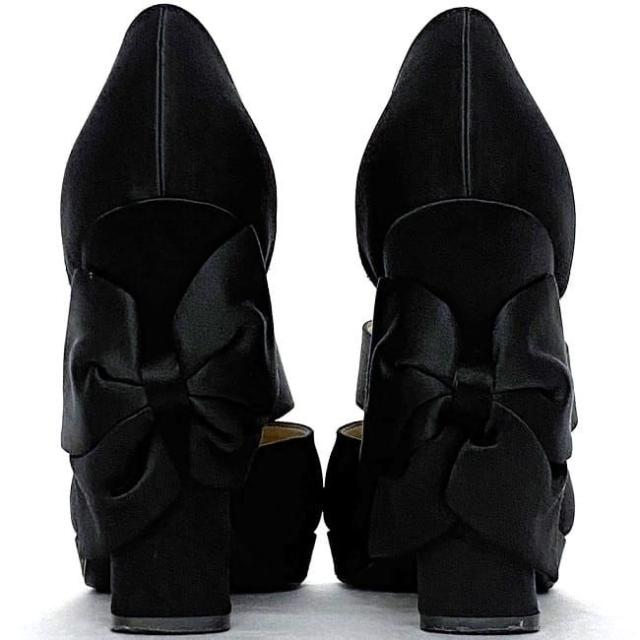 シャネル ヒール ec-22079 ブラック 美品 23.0cm サテン 中古 CHANEL ヴィンテージ リボン 靴 シューズ レディース ハイヒール 人気 定番 お洒落 シンプル 高級感 上品 エレガント 女性 レディース 黒 可愛い パーティー ワンポイント ブランド 本物 鑑定済み