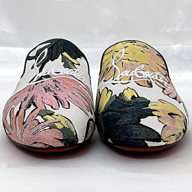 クリスチャン ルブタン フラット シューズ ec-22255 ピンク ホワイト グリーン イエロー ブラック マルチカラー 未使用 美品 26.5cm 刺繍 キャンバス レザー Sランク Christian Louboutin アパレル 花 刺繍 スリッパ ロー サボ メンズ ブランド 本物 鑑定済み