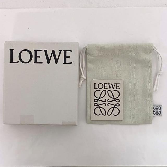 ロエベ ケース ec-22712 オレンジ アナグラム  109.10GZ40 小銭入れ Ｌ字 ファスナー パテント レザー 中古 101926 LOEWE ロゴ ファスナー 財布 定番 人気 女性 レディース 小物 小さい ミニ 革 鮮やか お洒落  小銭 上品 ブランド 本物 鑑定済み