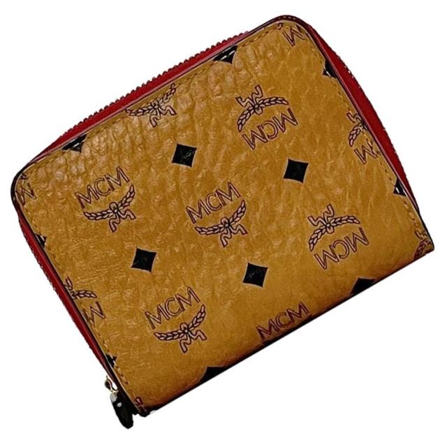 エムシーエム 二つ折り 財布 ec-22820 キャメル ブラウン レッド 美品 PVC レザー 中古 MCM コンパクト 折り財布 小銭入れ ミニ ロゴ ファスナー ホック 定番 人気 小さい 革 お洒落 女性 レディース ウォレット 小物 エレガント 上品 ブランド 本物 鑑定済み