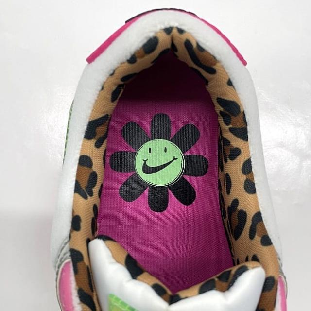 ナイキ スニーカー ウィメンズ エアマックス 90 LX ホログラフィック ec-23379 ホワイト シルバー ピンク レオパード エア マックス CQ2559 100 未使用 24.0cm US7 合成樹脂 合成繊維 ゴム Sランク NIKE 靴 女性 Air Max 90 LX Holographic 白 本物 鑑定済み