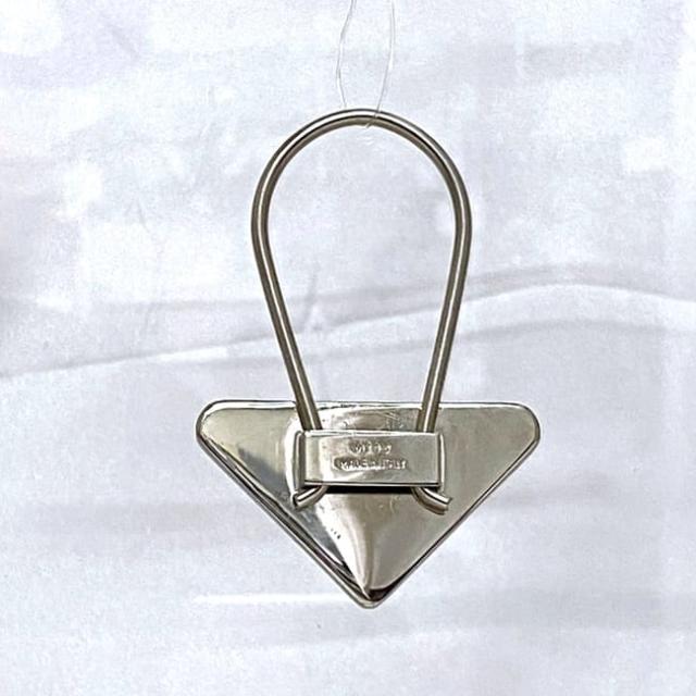 PRADA プラダ カラビナ キーリング シルバー PRADA プラダ カラビナ キーリング キーホルダー シルバーカラー