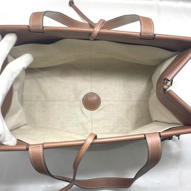 ロエベ トートバッグ クッション トート f-22698 ホワイト ブラウン アナグラム 330.02AA93 美品 キャンバス レザー 中古 701914 LOEWE 肩掛け 書類 シンプル ビジネス a4 軽い 白 ワンポイント ロゴ キャンバスバッグ 女性 男性 ブランド 本物 鑑定済み