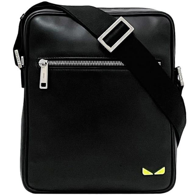 フェンディ ショルダーバッグ f-22868 ブラック ネオングリーン バグズ 7VA461 美品 レザー 中古 A7TE 199 0189 FENDI クロスボディ 黒 シンプル メンズ 蛍光色 ファスナー モンスター 男性 定番 人気 縦 ワンポイント ロゴ ブランド 本物 鑑定済み