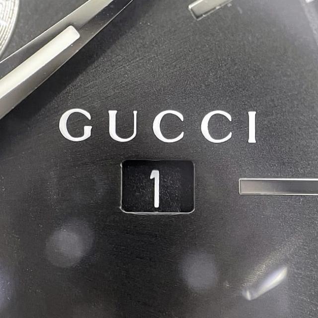 グッチ 腕時計 Ｇタイムレス f-23041 ブラック 126.2 YA126274 美品 時計 SS 中古 クオーツ 1883**** GUCCI メンズ 日付 クロノ クロノグラフ 電池式 QZ 黒文字盤 アナログ 男性 スモールセコンド 箱付き デイト 動作確認済み ブランド 本物 鑑定済み