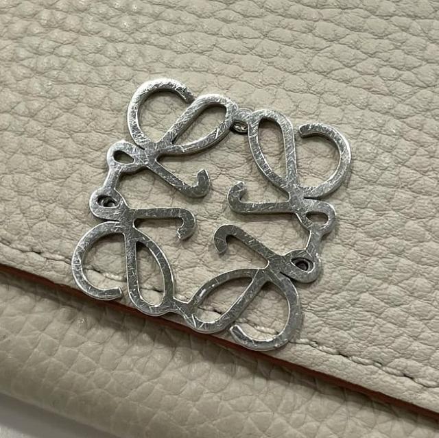 ロエベ カードケース f-23087 ベージュ アナグラム C821Z94X02 名刺