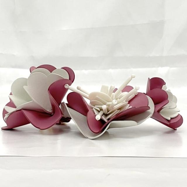 miu miu キーホルダー ピンク 箱付き miu miu キーホルダー ピンク 箱付き ミュウミュウ バッグチャーム ec