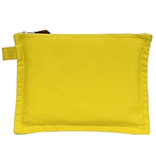 エルメス ポーチ ec-23597 イエロー 美品 キャンバス レザー 中古 HERMES ファスナー Hロゴ 刺繍 マチなし 定番 人気 レディース メンズ 女性 黄色 黄 革 薄い 薄型 コンパクト ミニ 小さい 小物 ロゴ シンプル お洒落 無地 高級感 上品 ブランド 本物 鑑定済み