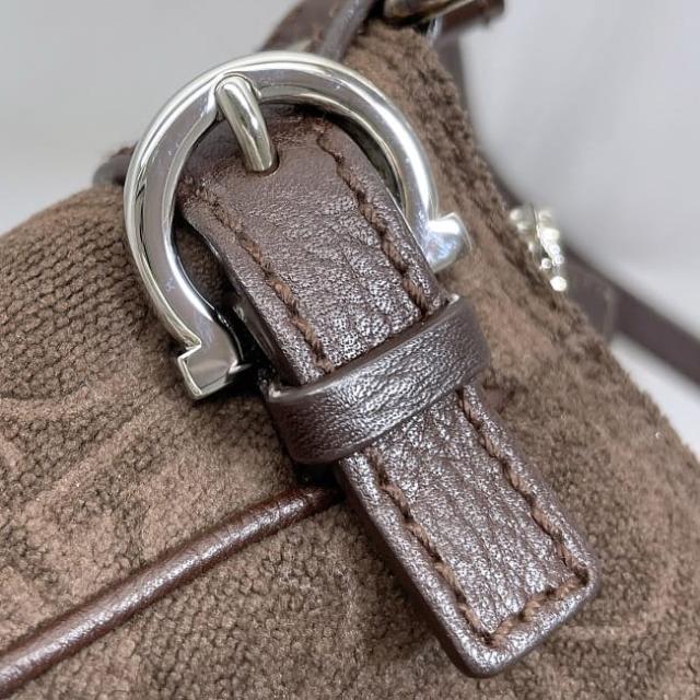 サルヴァトーレ フェラガモ アクセサリーポーチ ec-23704 ブラウン ガンチーニ AU-21/4435 美品 キャンバス レザー 中古 Salvatore Ferragamo ハンドバッグ 茶色 ファスナー ロゴ金具 レディース 女性 定番 人気 ロゴ金具 シルバー金具 ブランド 本物 鑑定済み