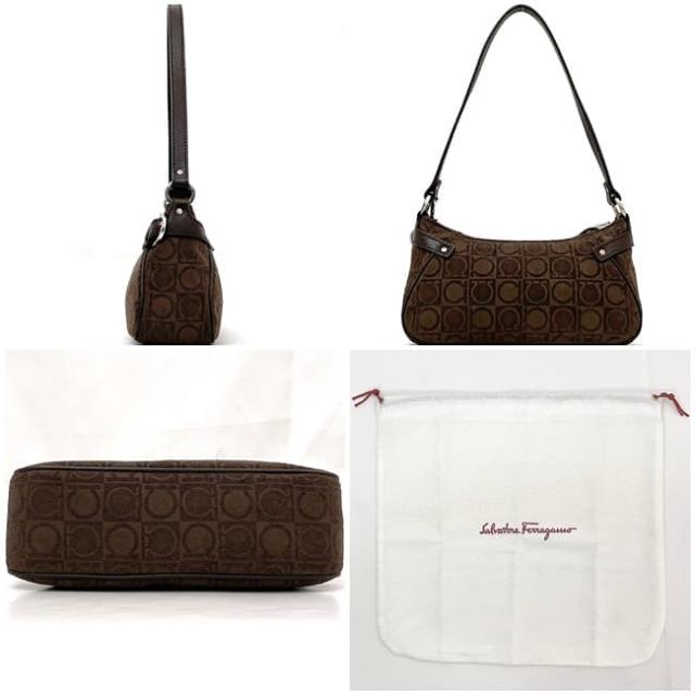 サルヴァトーレ フェラガモ アクセサリーポーチ ec-23704 ブラウン ガンチーニ AU-21/4435 美品 キャンバス レザー 中古 Salvatore Ferragamo ハンドバッグ 茶色 ファスナー ロゴ金具 レディース 女性 定番 人気 ロゴ金具 シルバー金具 ブランド 本物 鑑定済み