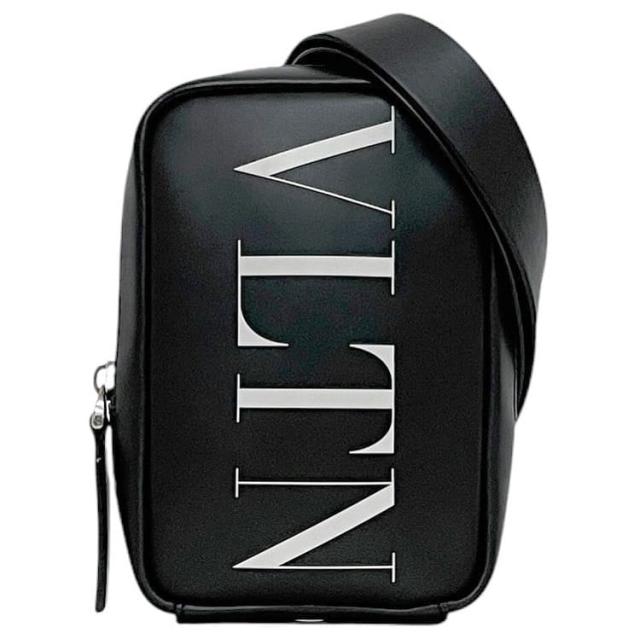 バレンティノ ガラヴァーニ ショルダーバッグ f-23952 ブラック 美品 ２way バッグ レザー 中古 VALENTINO GARAVANI クロスボディ ボディバッグ ロゴプリント 人気 定番 お洒落 シンプル 高級感 エレガント 黒 カジュアル ユニセックス ブランド 本物 鑑定済み