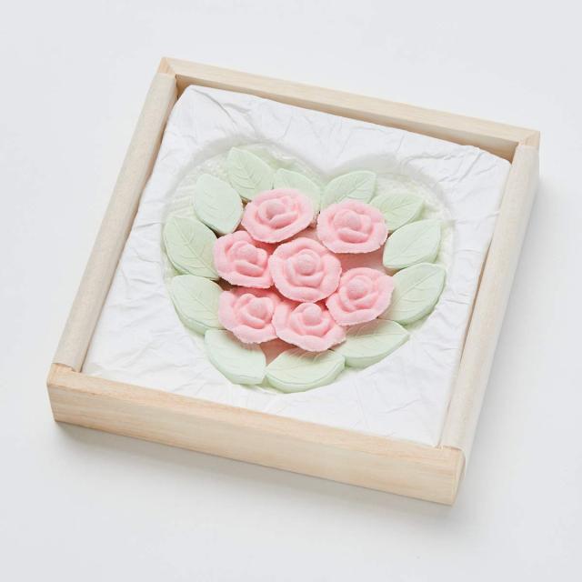 干菓子　落雁「ばら」 木箱入 【母の日】【和菓子】【和菓子詰合せ】【お歳暮】【お年賀】【創作菓子 悠】