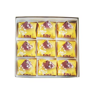 鶴屋八幡 さつま大納言(9個入) 1箱 ショッパー付き 和菓子 贈答用 プレゼント お歳暮 お中元 ホワイトデー バレンタイン 母の日 敬老の日 詰合 5,983円