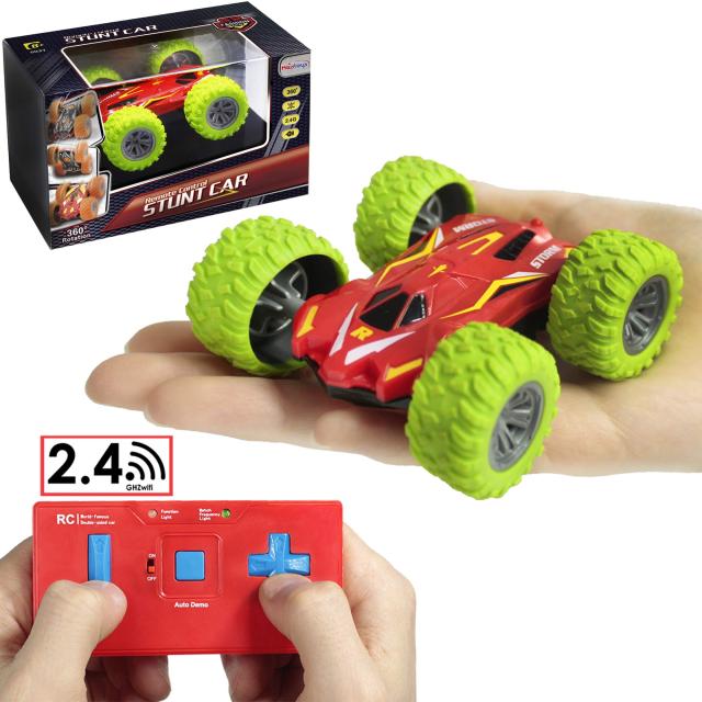 Haktoys ミニ遠隔操作 スタントカー お子さん用 申し受ける式 ミニ遠隔操作 両面 手あそび車 超高速道路 全地勢 AWD車