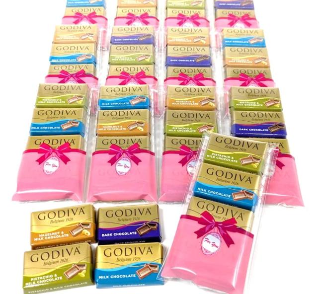 【12袋】ゴディバ ナポリタン プチギフト（4個×12袋セット） 個包装 ラッピング済み リボン クリスマス バレンタイン 挨拶 お礼 ほんの気持ちの通販は 4,647円