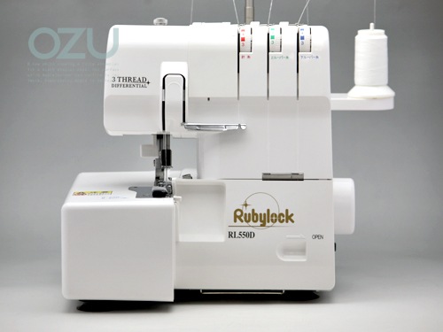 TOYO ロックミシン 1本針3本糸ロックミシンRL-550D RL550D ミシン 本体【送料無料】 トーヨー TY002