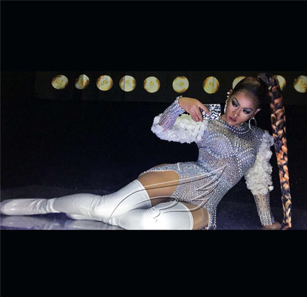 【送料無料】スーパー 真珠 ラインラインストーンフラワーボディスーツ セクシー パフォーマンス 女性歌手レオタード ステージウェア 誕生日 ダンスウェア ストレッチ ストレッチ衣装