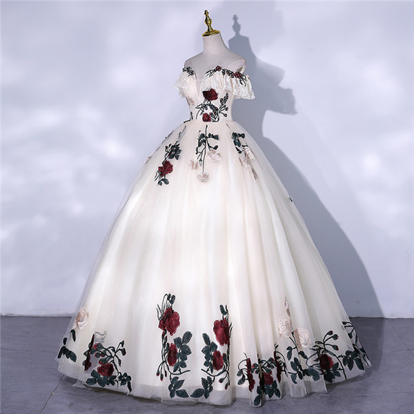 花嫁 ウェディングドレス プリンセスライン 白ドレスワンピース シンプル 結婚式 披露宴 前撮り 後撮り 撮影用 フォトウェディング ロングドレス 演奏会ドレス ピアノ発表会 韓国 イブニングドレス