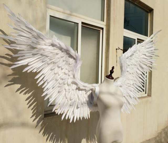送料無料】天使の羽 コスプレ道具 羽 翼 ウイング ホワイト ブラック