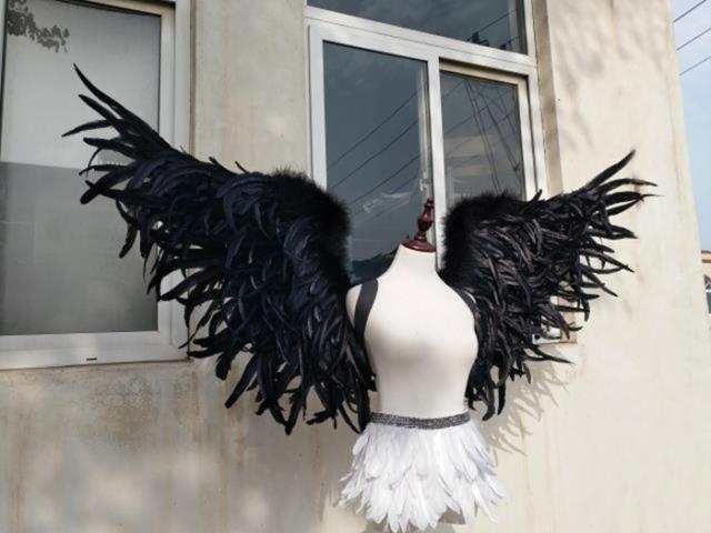 【送料無料】天使の羽 コスプレ道具 羽 翼 wing ウイング ブラック 80cm 堕天使 妖精 悪魔 手作り ファッションショー パーティーグッズ 撮影 cosplay用 コスプレ COSPLAY コスチューム ハロウィン クリスマス_1