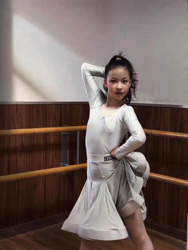 ラテン ダンス 衣装 キッズ用 セットアップ レオタード スカート 社交