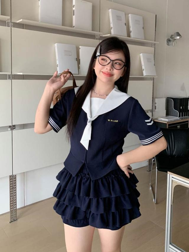 途轍も無い大きさ セーラー服 トップス 卒式 うしろ帯 ユニフォーム 教え子ユニフォーム 長袖 半袖 米国海軍  ユニフォームコスプレ レディース 高校生 お受験 華燭の典 告げ知らせる会 はいり込む 通学 御坊っちゃん フォーマル 中学生 卒式背広 卒服  うしろ帯上級高等学校 JKユニフォーム jk