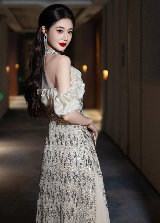ドレス 大人 ピアノ 発表会 ロングドレス キラキラ 演奏会 演奏会用ドレス ピアノ発表会 結婚式 高校生 パーティードレス 大きいサイズ 母親 コンクール イブニングドレス ロング 演奏会ドレス シルバー_1