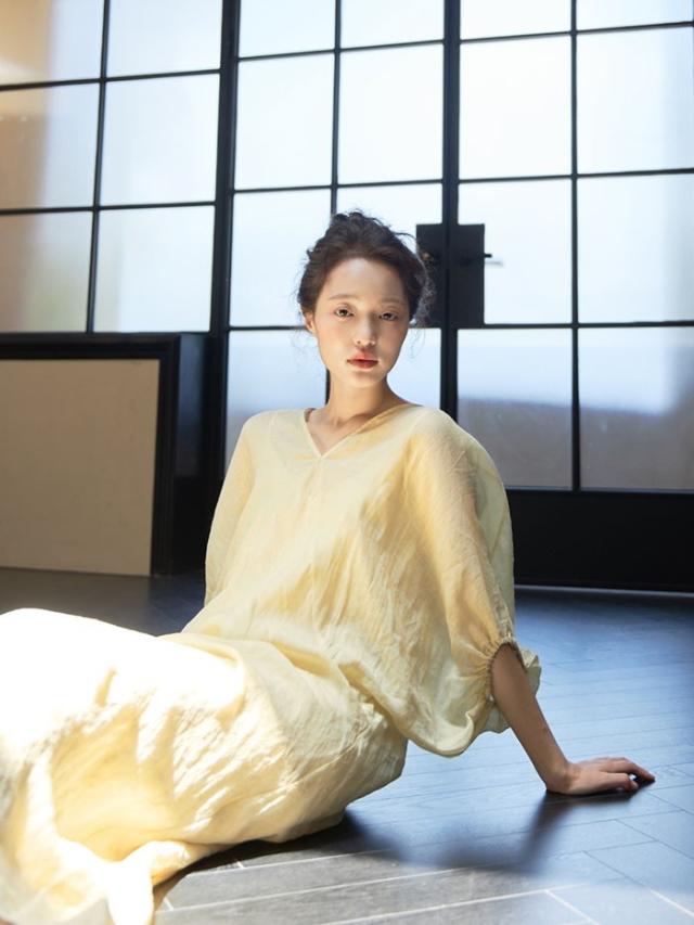 ワンピース 大人可愛い 夏ワンピース ゆるワンピ 夏 小柄 サマー ワンピ レディース 五分袖 Vネック ロング丈 ロングワンピ 大人 体型カバー 旅行 シンプル オシャレ 韓国 無地 20代 30代 40代_3