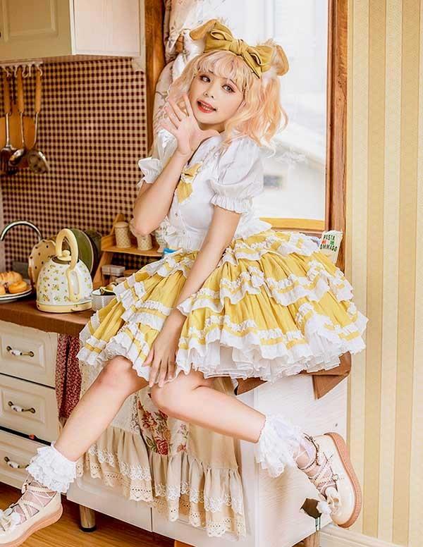 【送料無料】ロリータ サスペンダースカート ティアードスカート Aライン Lolita フリル 可愛い 萌え萌え 友達 姉妹 プレゼント ショート丈 膝上丈 レディース コスチューム 仮装 ハロウィン 学園祭 文化祭 水色 黄色い 緑 黒 赤_3