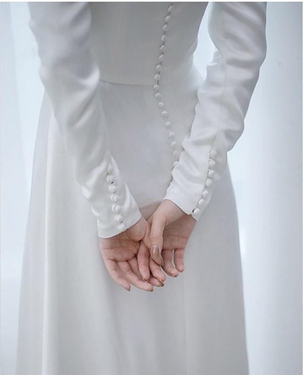 【送料無料】ウェディングドレス ファスナー 長袖 シンプル 白ドレス ワンピース 花嫁 結婚式 二次会 披露宴 前撮り 後撮り 撮影用 ビーチフォト フォトウェディング 小さいサイズ_4