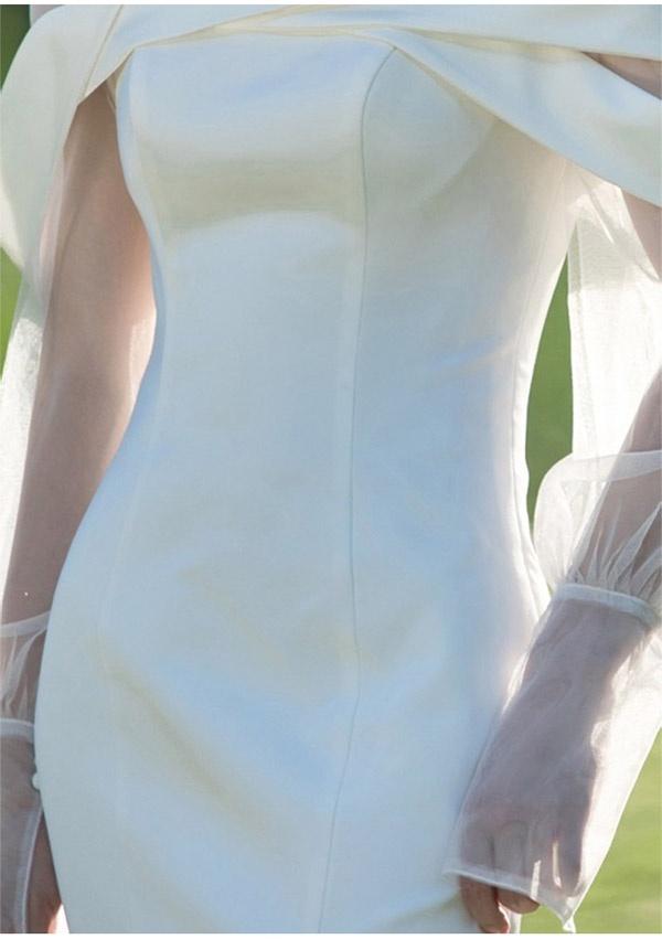 送料無料】ウェディングドレス 締め上げタイプ 長袖 肩出し マーメイド