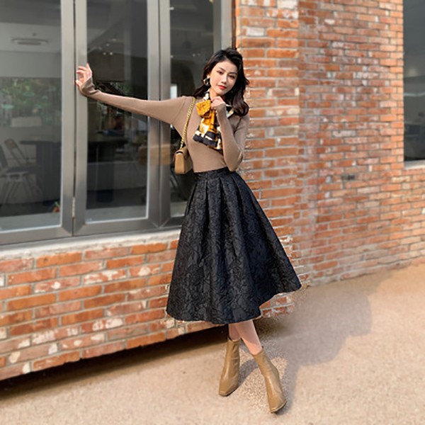 スカート ひざ下 ブラック レース エレガント きれいめ ふんわり膨らむ