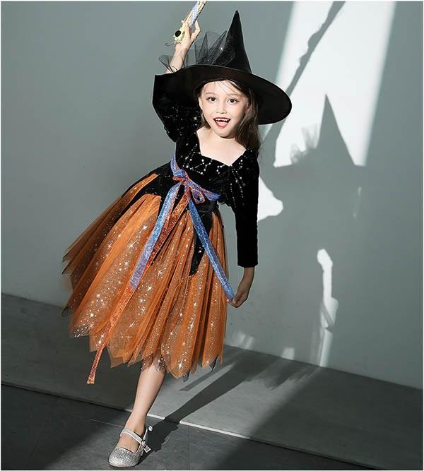【送料無料】コスプレ 衣装 キッズ 子供服 ハロウィン 魔女 ウィッチ 女の子 ワンピース パフスリーブ 長袖 帽子 スイートハートネック ミニ丈 キラキラ ヴィランズ コスプレ衣装 コスチューム 可愛い パーティ イベン 仮装 ブラック オレンジ_1